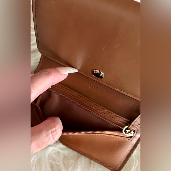 Coach Crossbody Wallet Medium sized - Picture 4 of 12